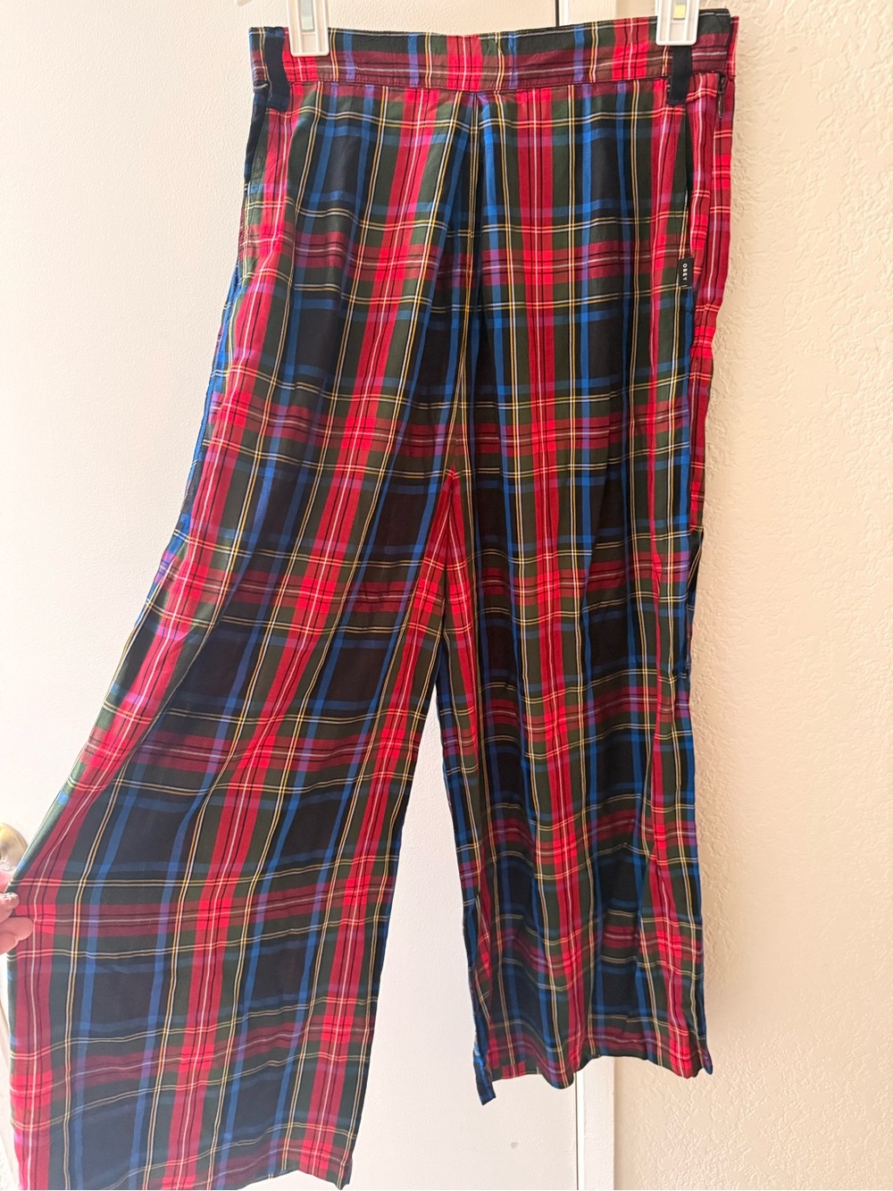 Obey Worldwide Irving Cropped Pants Plaid Black Multi Women’s Small NWT